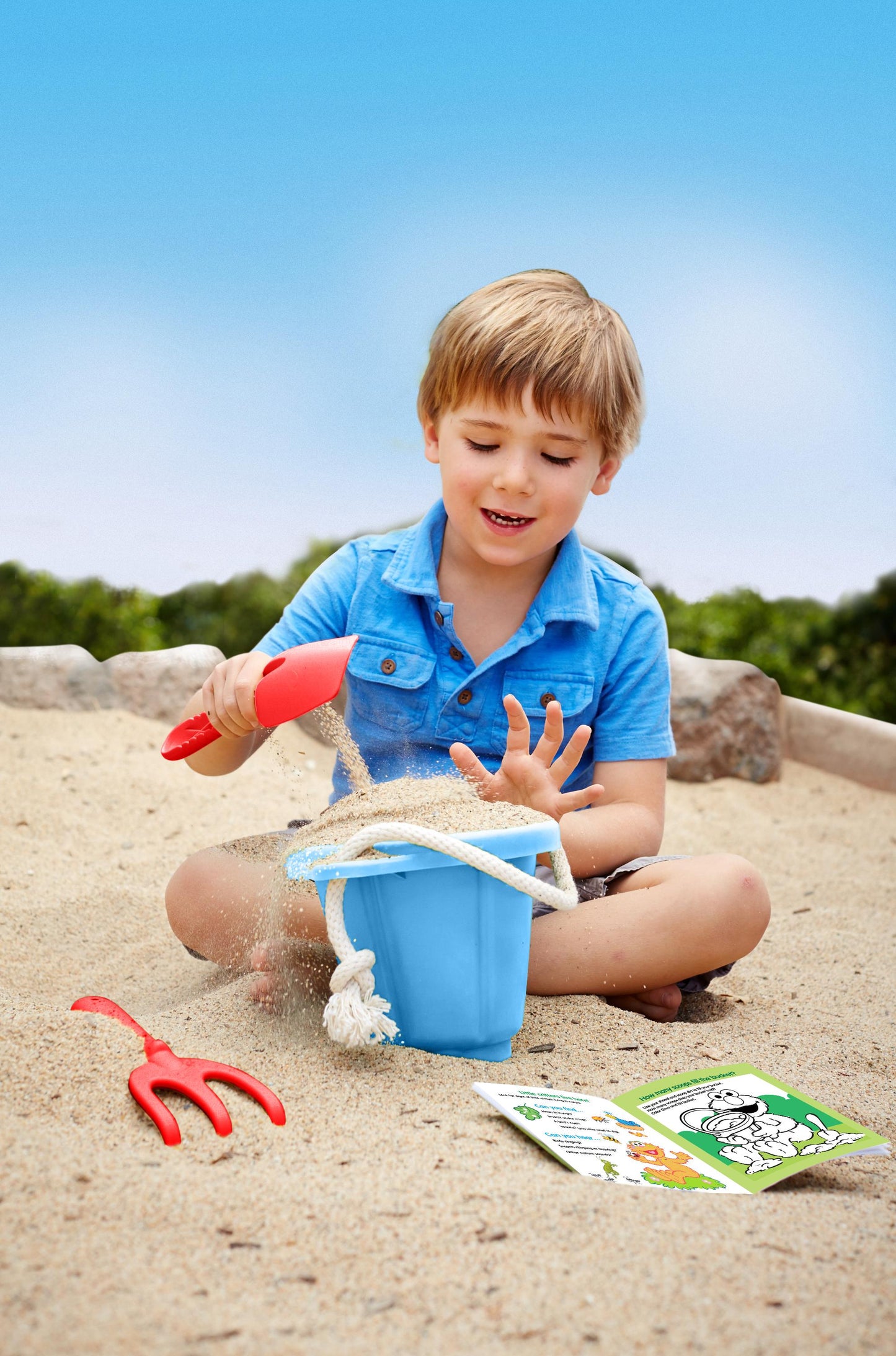 Elmo Explores <br> Outdoor Activity Set