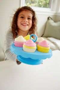 Girl playing with Cupcake Set