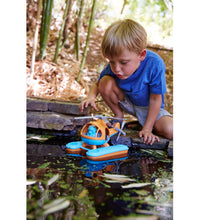 Load image into Gallery viewer, Boy playing with Orange Top Seacopter in water